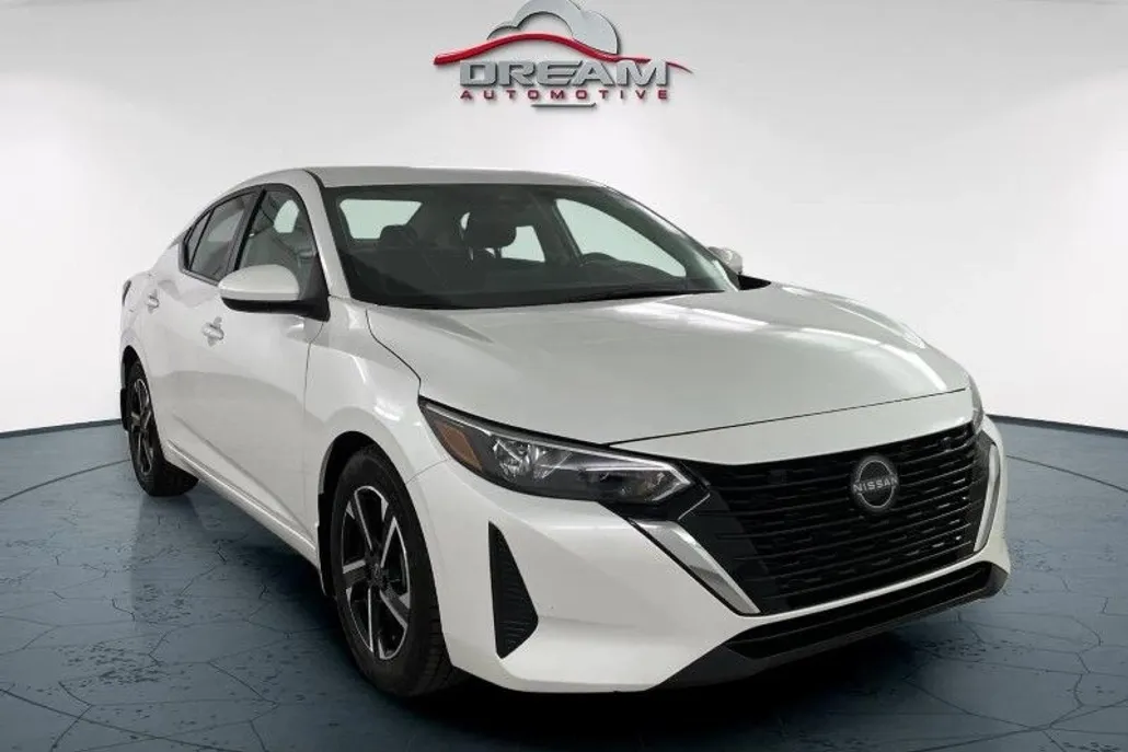 2024 Nissan Sentra SV photo 1