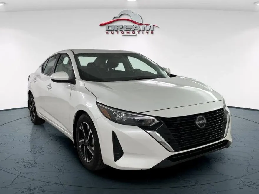 2024 Nissan Sentra SV photo 1