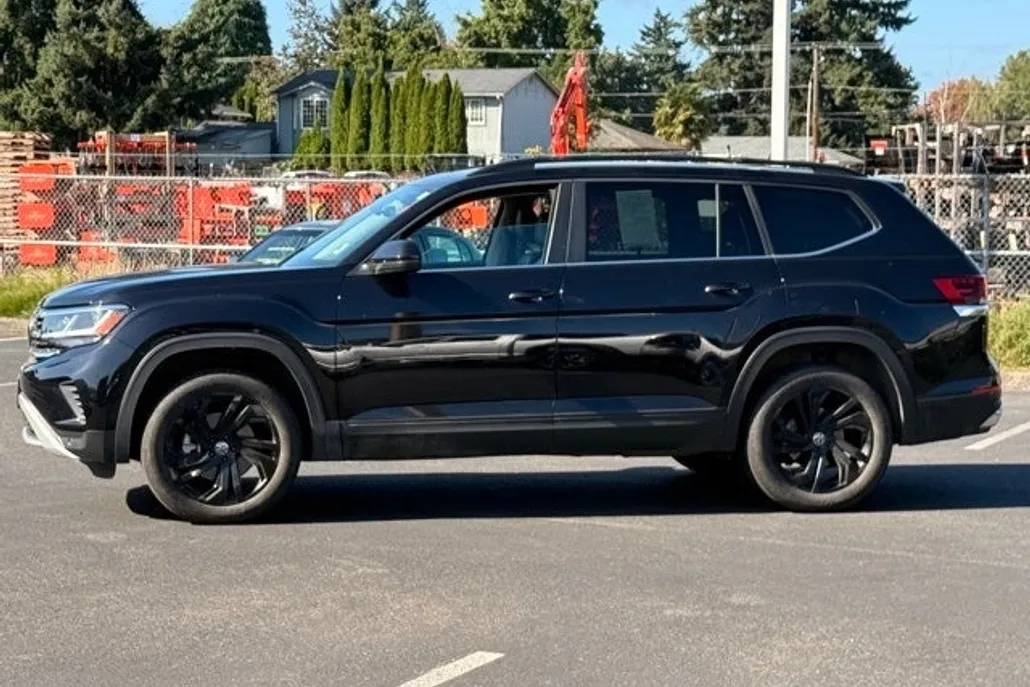 2023 Volkswagen Atlas SE Technology photo 1