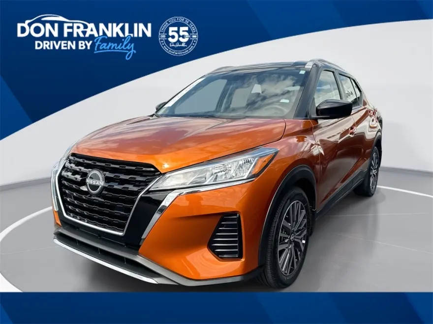 2023 Nissan Kicks SV photo 1