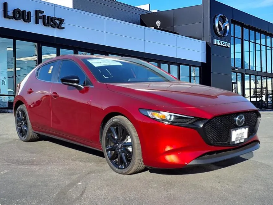 2025 Mazda Mazda3 2.5 Select Sport photo 1
