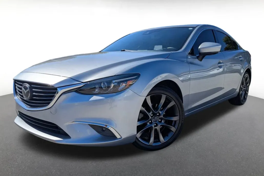 2017 Mazda Mazda6 Grand Touring photo 1