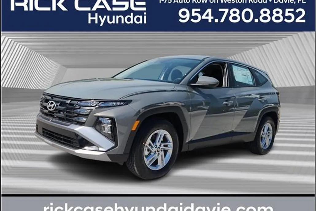 2026 Hyundai Tucson SE photo 1