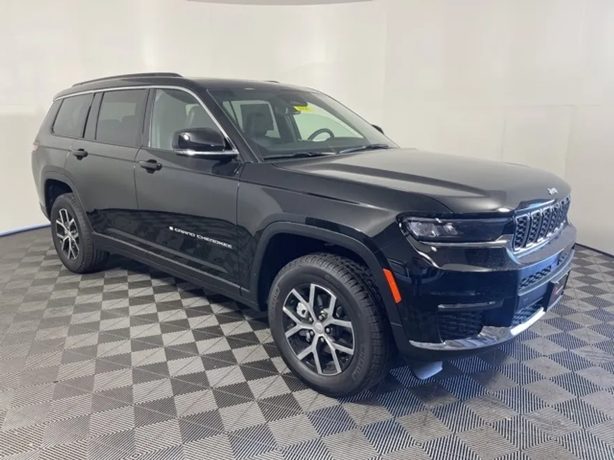 2025 Jeep Grand Cherokee Limited photo 1