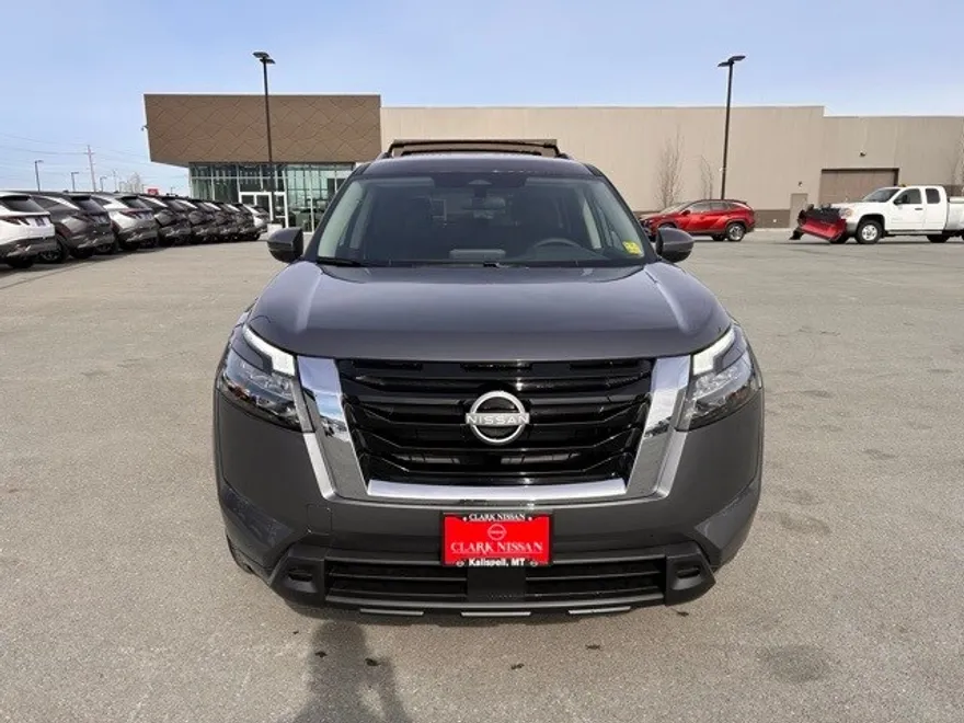 2025 Nissan Pathfinder SV photo 1