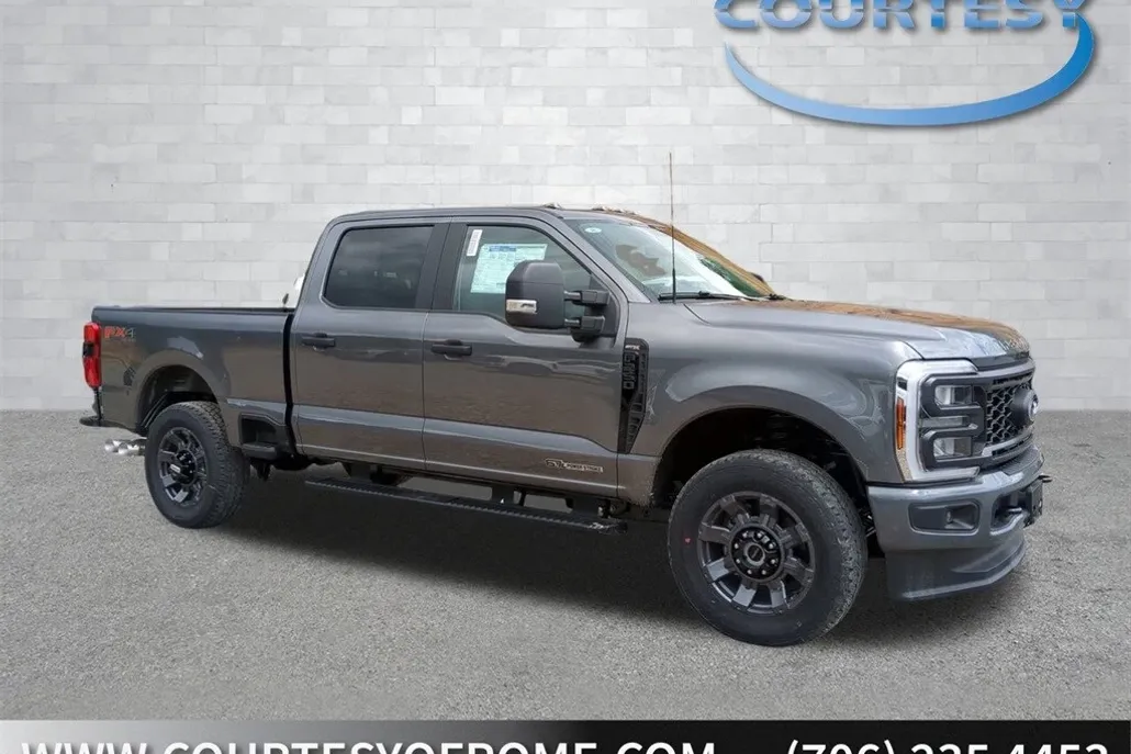 2025 Ford F-250 XL photo 1