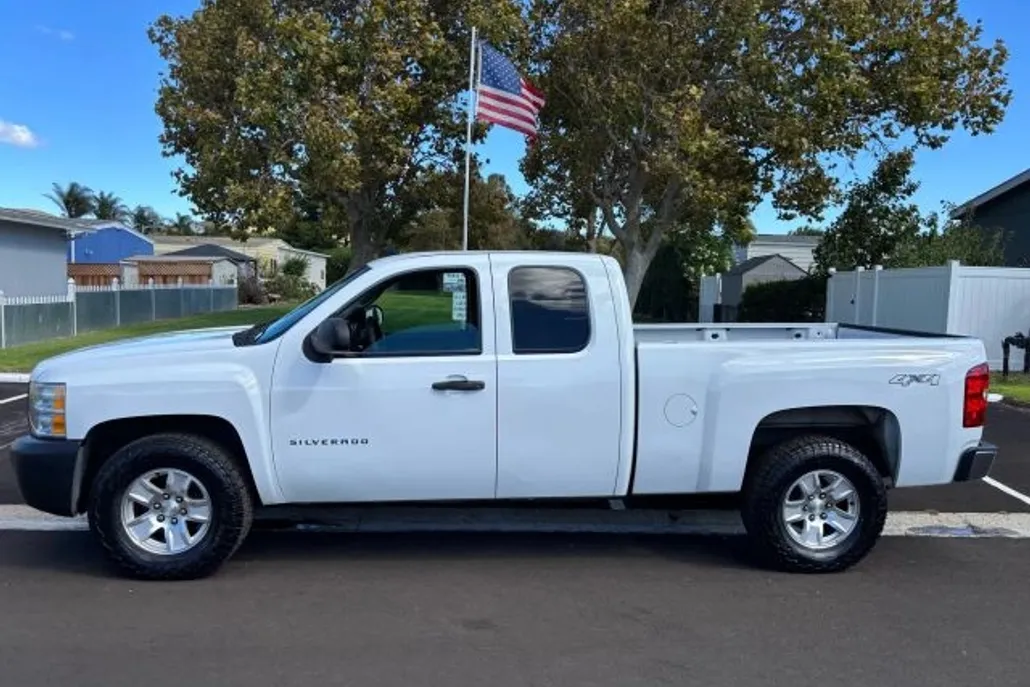 2013 Chevrolet Silverado 1500 Work Truck photo 1