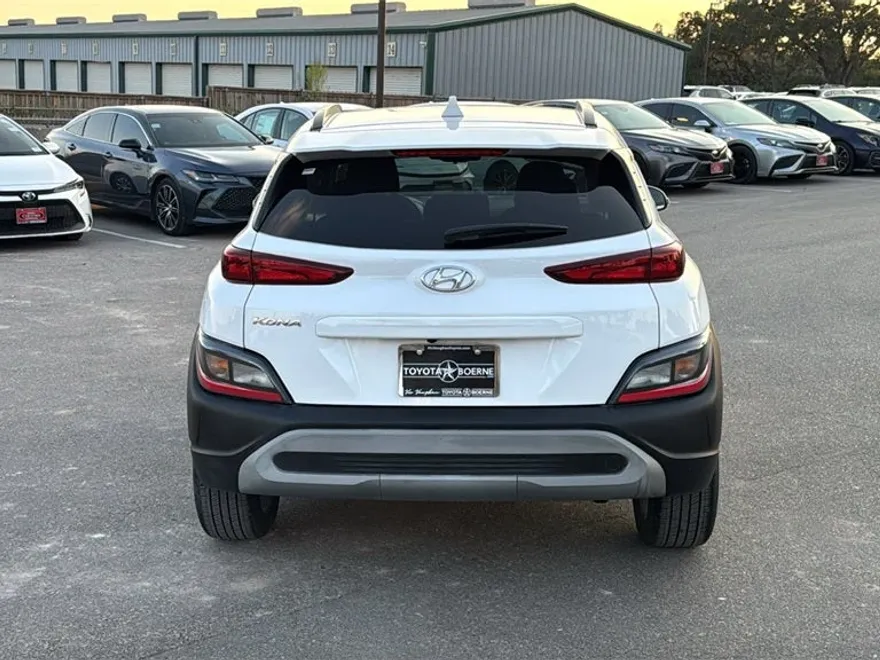 2023 Hyundai Kona SEL photo 1