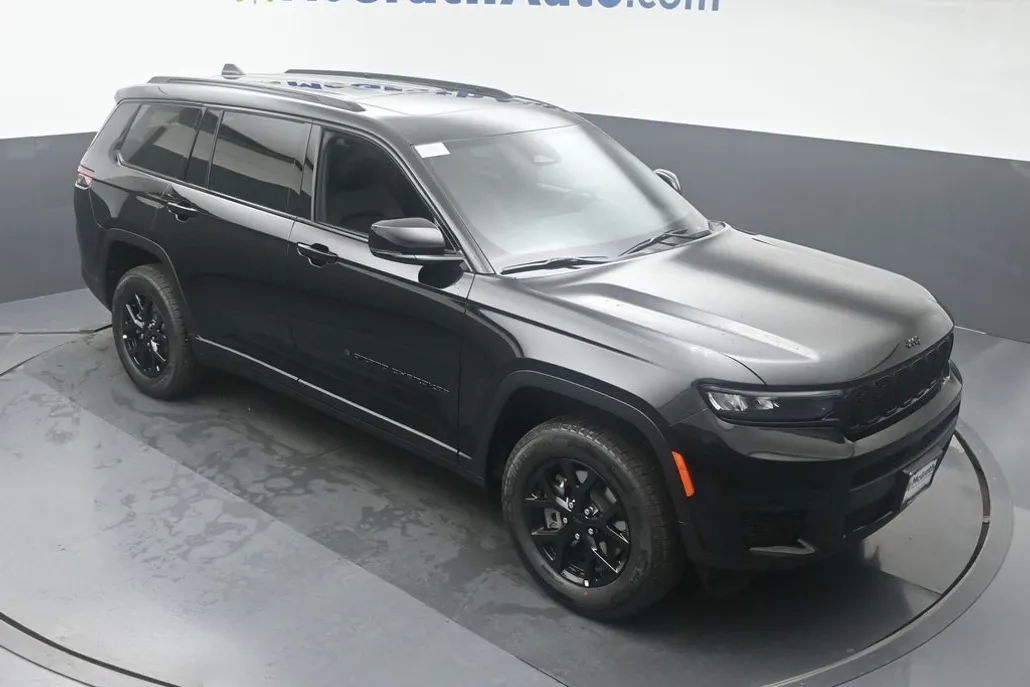 2025 Jeep Grand Cherokee Altitude X photo 1
