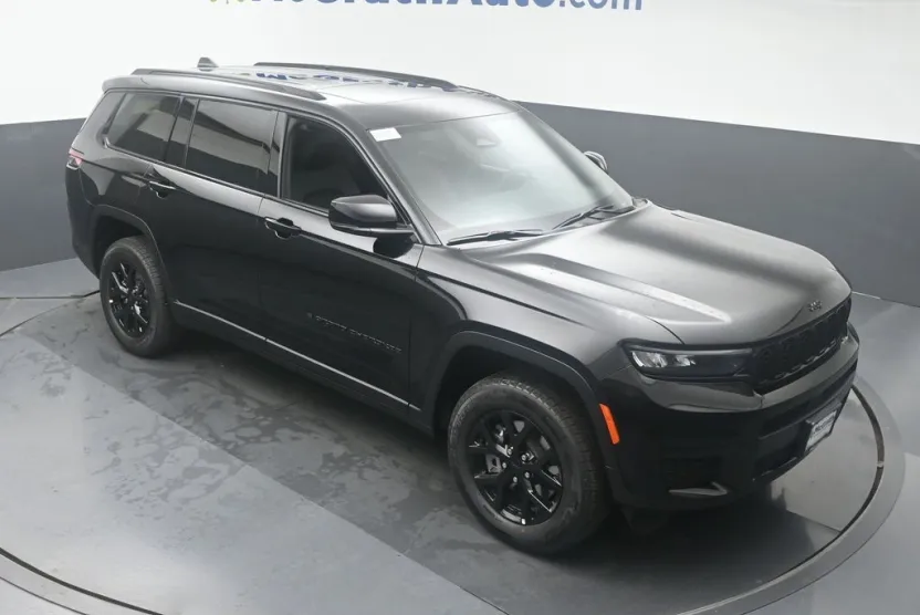 2025 Jeep Grand Cherokee Altitude X photo 1