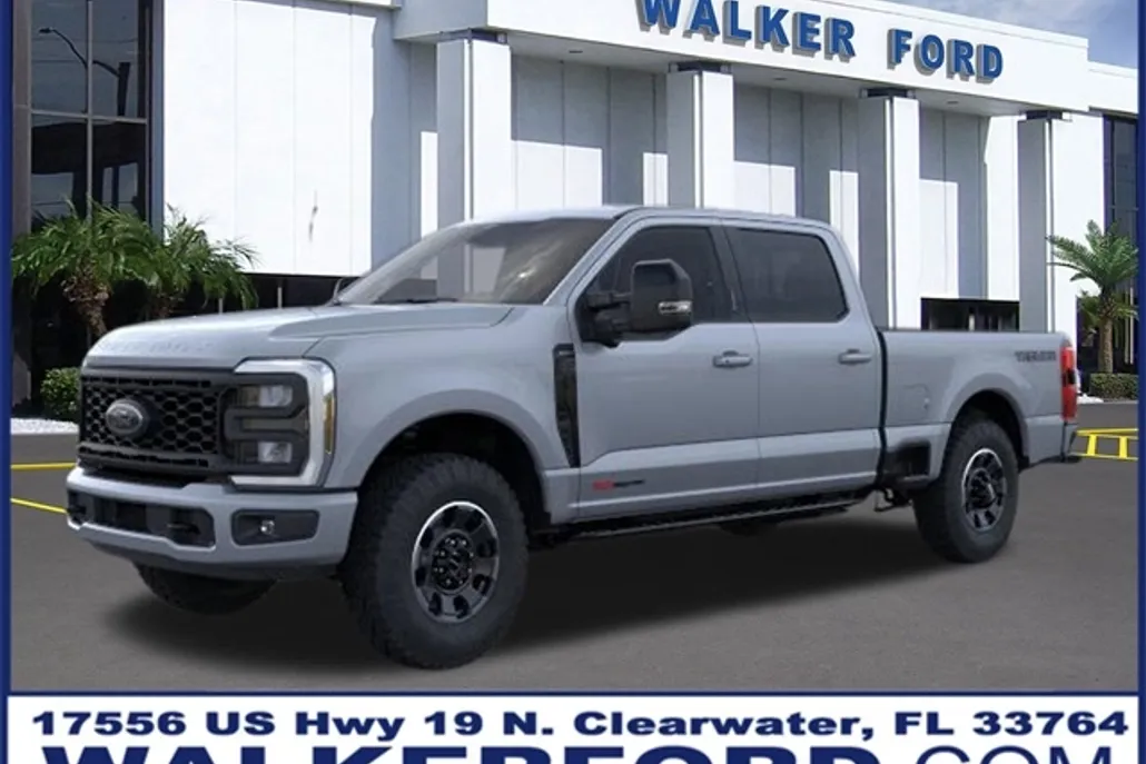2025 Ford F-250 Lariat photo 1