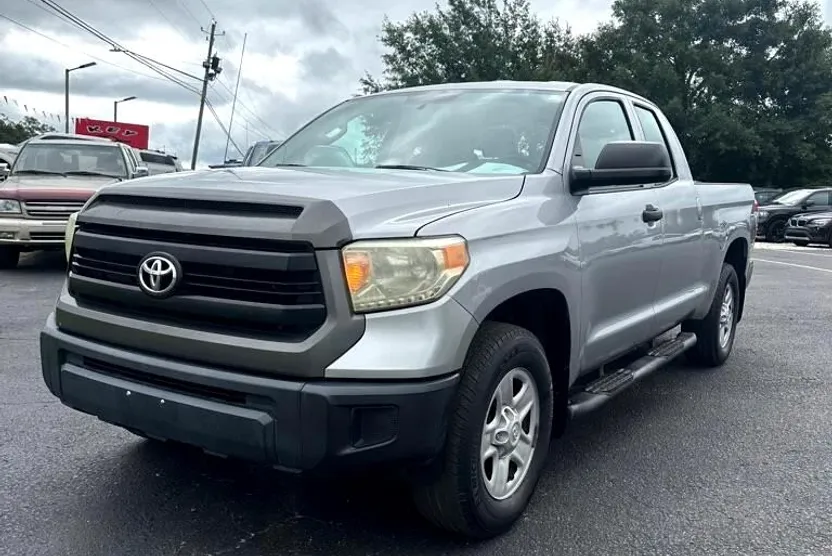2014 Toyota Tundra SR5 Double Cab photo 1