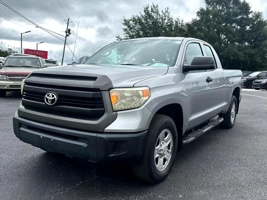 2014 Toyota Tundra SR5 Double Cab photo 1