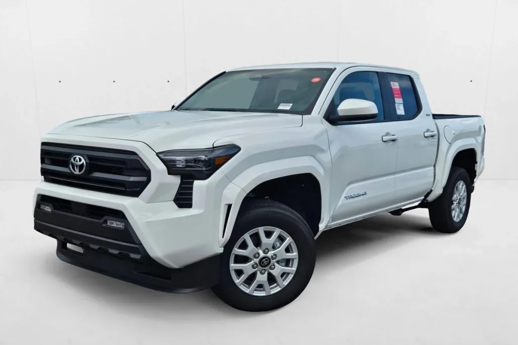 2025 Toyota Tacoma 4x4 SR5 Double Cab photo 1
