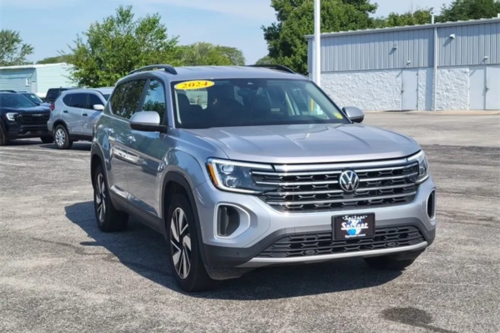 2024 Volkswagen Atlas SE Technology photo 1
