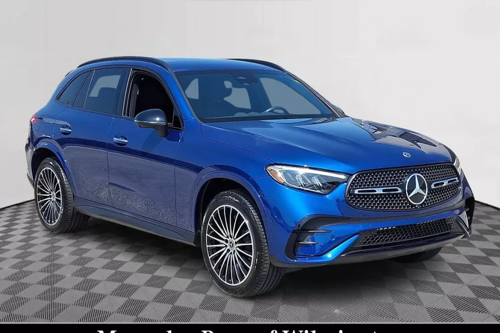 2025 Mercedes Benz GLC 300 4MATIC photo 1