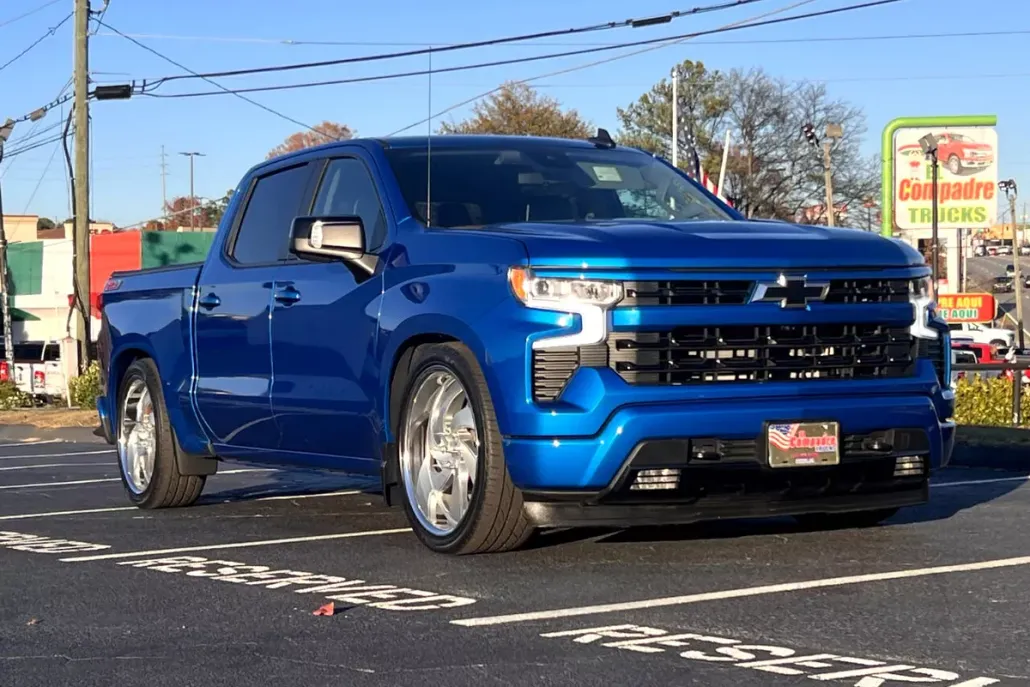 2022 Chevrolet Silverado 1500 RST photo 1