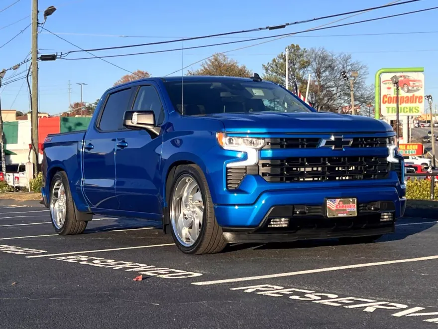 2022 Chevrolet Silverado 1500 RST photo 1