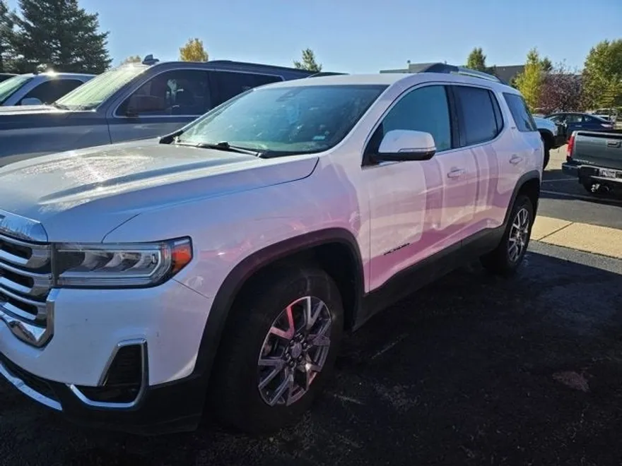 2023 Gmc Acadia SLT photo 1