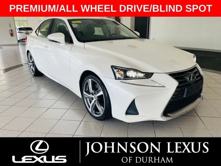2017 Lexus IS 300 photo 1