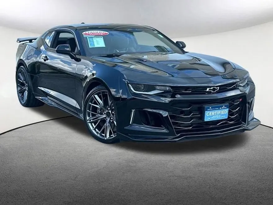 2023 Chevrolet Camaro ZL1 Coupe photo 1