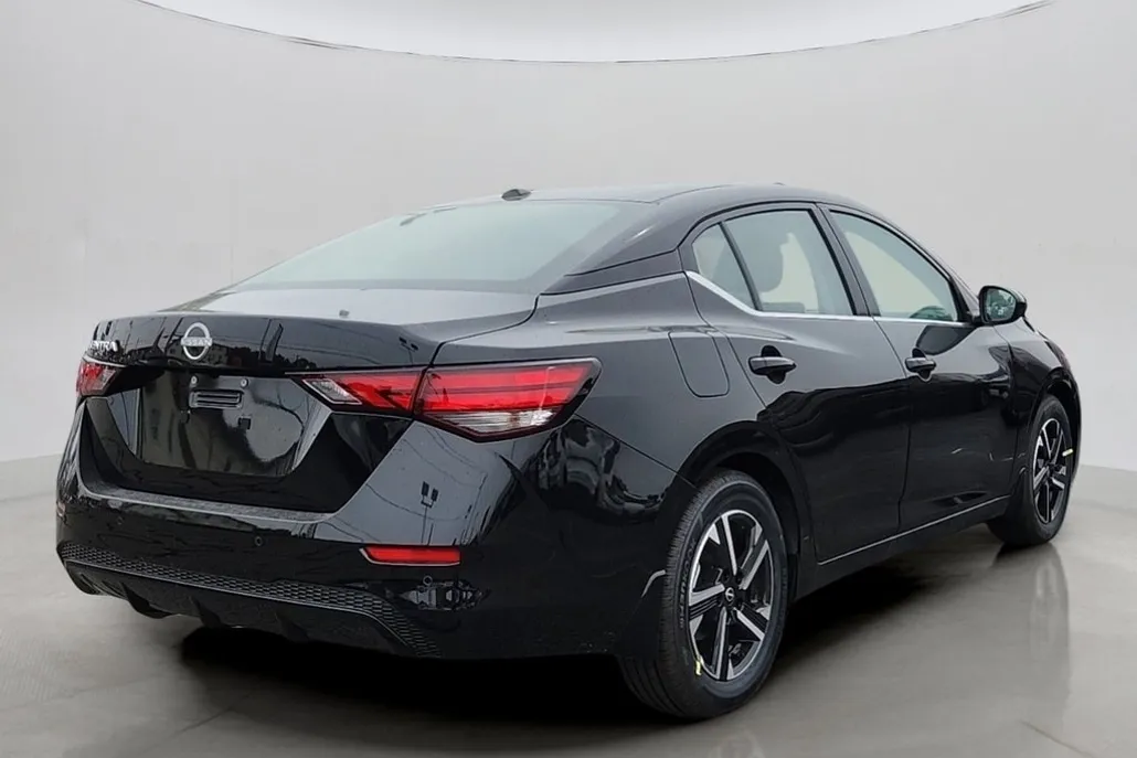 2025 Nissan Sentra SV photo 1