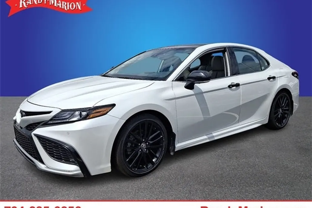 2023 Toyota Camry XSE V6 photo 1
