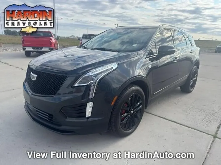 2022 Cadillac XT5 Sport photo 1