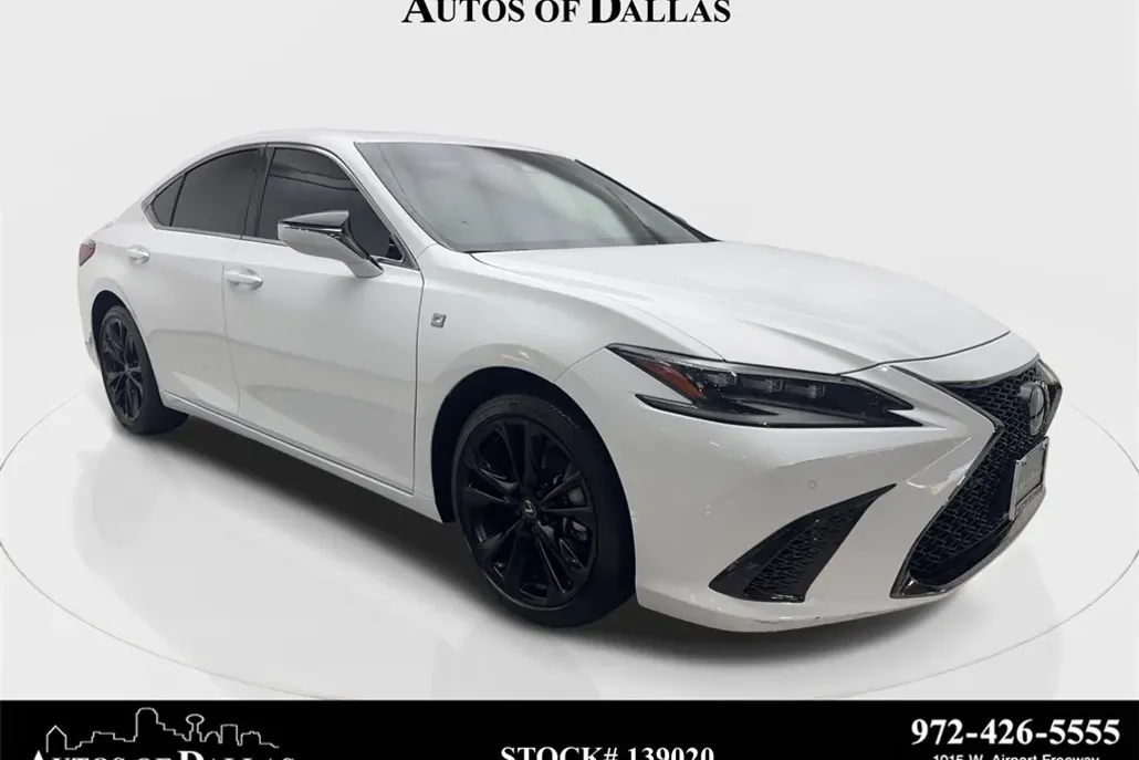 2022 Lexus ES F SPORT photo 1