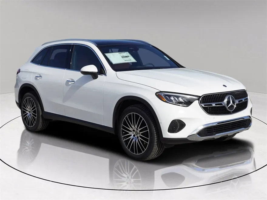 2026 Mercedes Benz GLC 300 photo 1