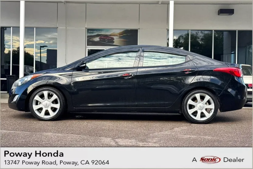 2013 Hyundai Elantra Limited photo 1
