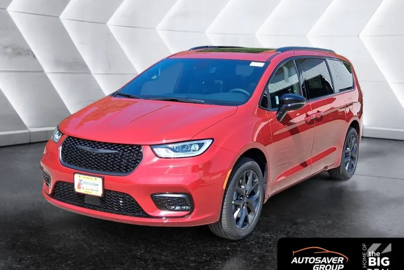 2026 Chrysler Pacifica Limited S Appearance photo 1