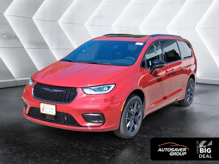 2026 Chrysler Pacifica Limited S Appearance photo 1