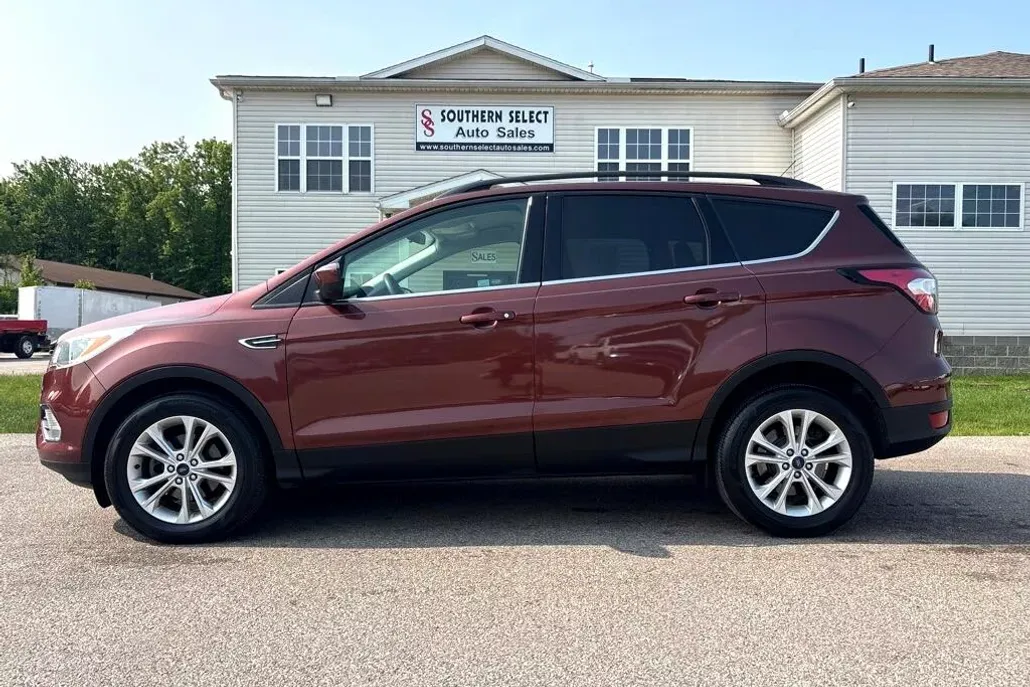 2018 Ford Escape SE photo 1