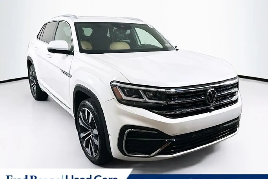 2022 Volkswagen Atlas Cross Sport V6 SEL Premium R-Line photo 1