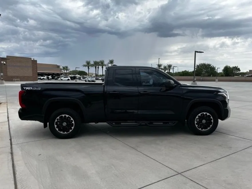 2023 Toyota Tundra SR5 photo 1