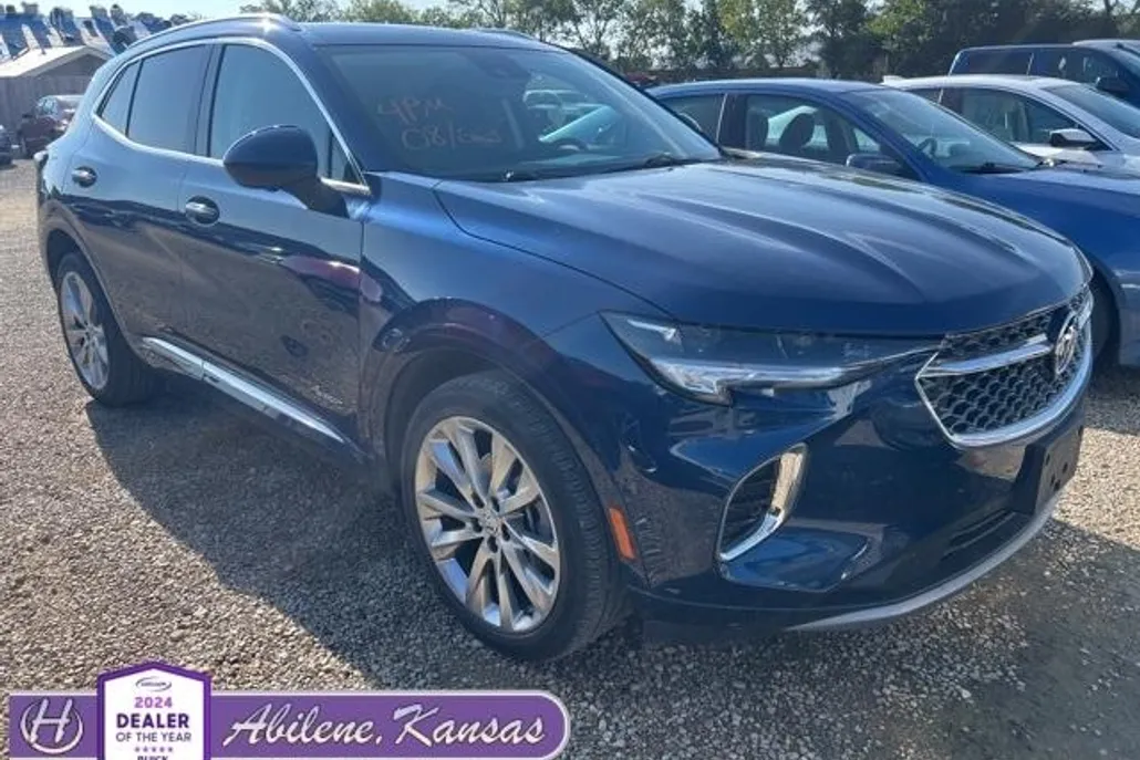 2022 Buick Envision Avenir photo 1