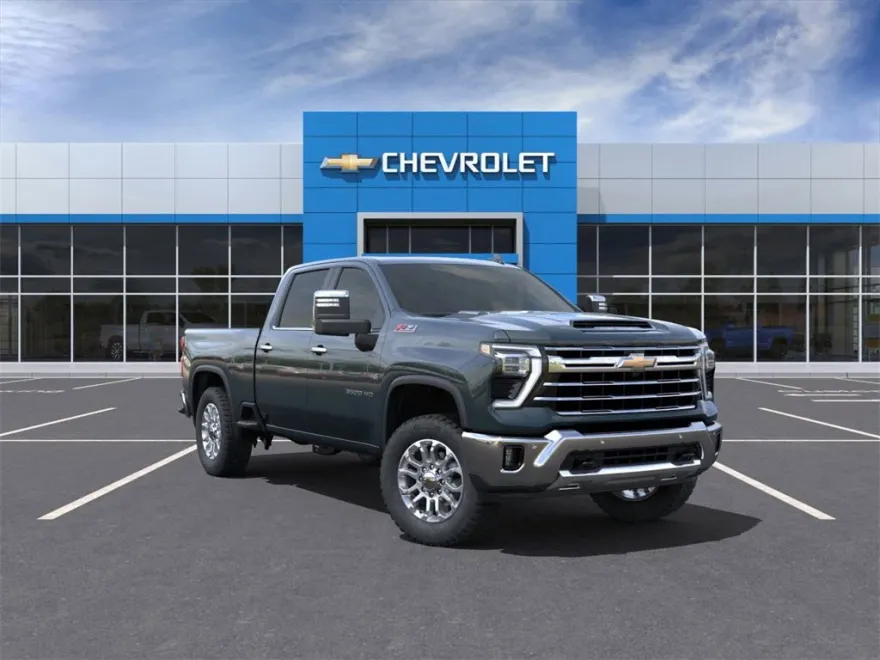 2025 Chevrolet Silverado 3500HD LTZ photo 1