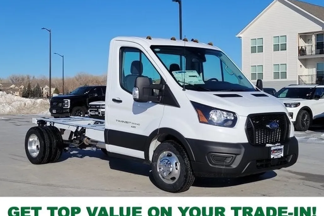 2024 Ford Transit photo 1