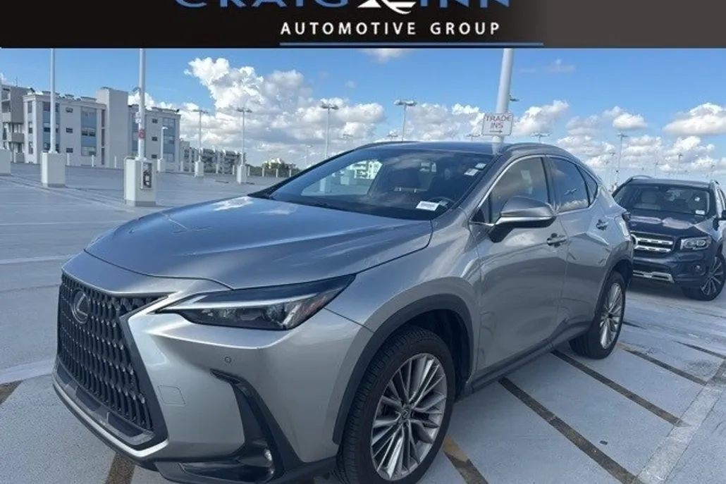 2022 Lexus NX 350h Premium photo 1