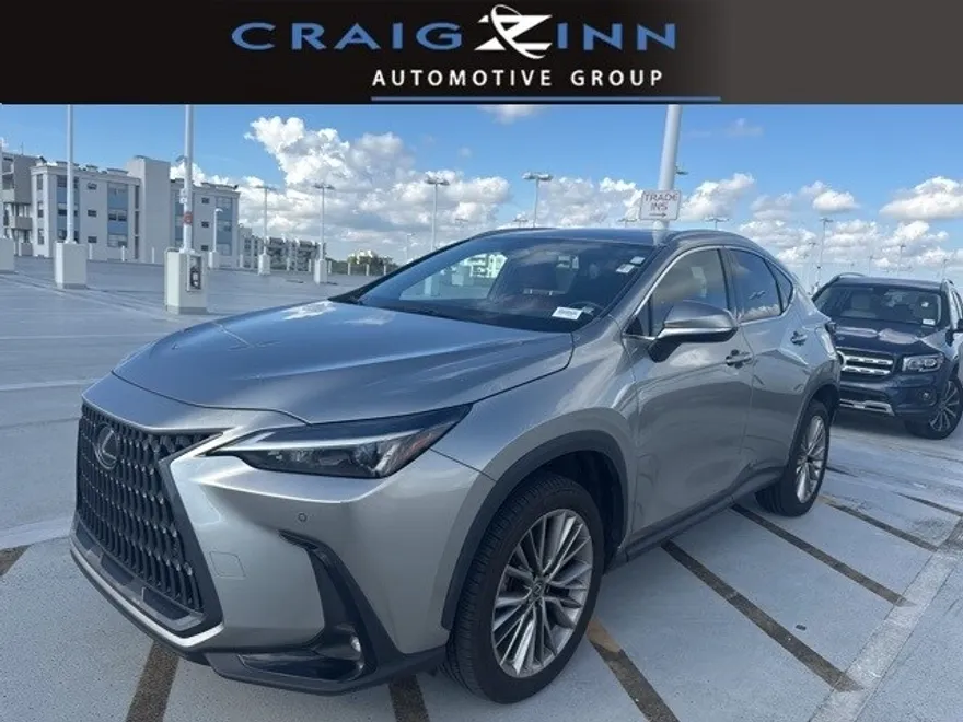 2022 Lexus NX 350h Premium photo 1