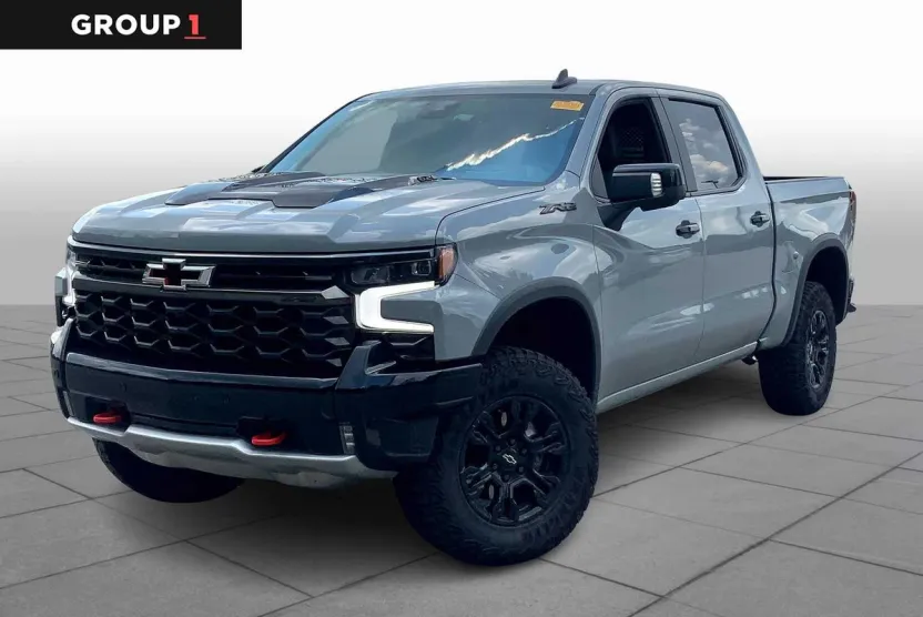2025 Chevrolet Silverado 1500 ZR2 photo 1