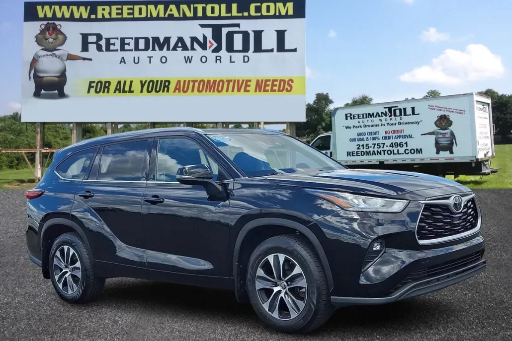 2020 Toyota Highlander XLE Sport photo 1