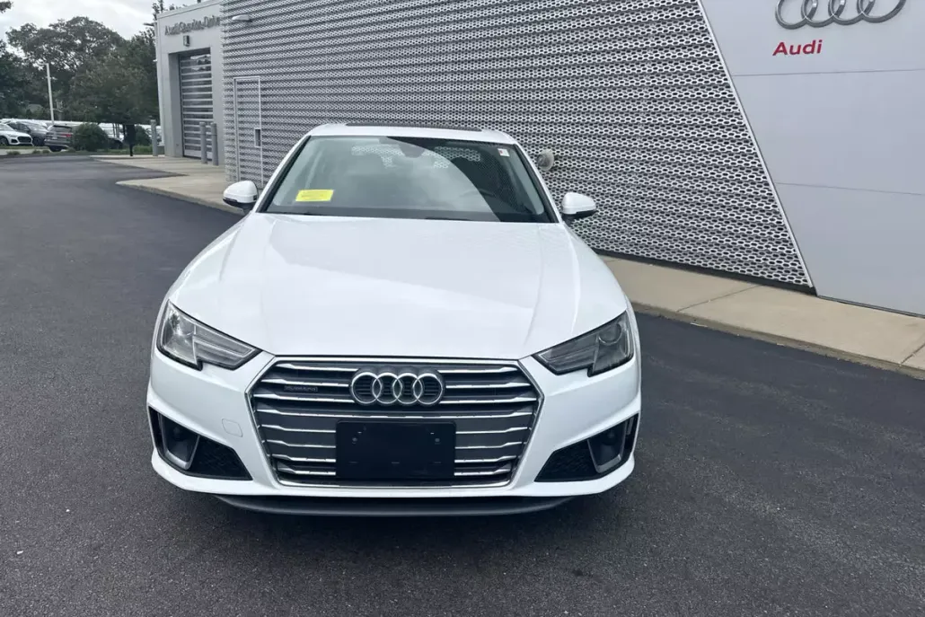 2019 Audi A4 Quattro Premium photo 1