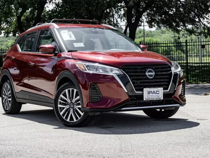 2024 Nissan Kicks SV photo 1