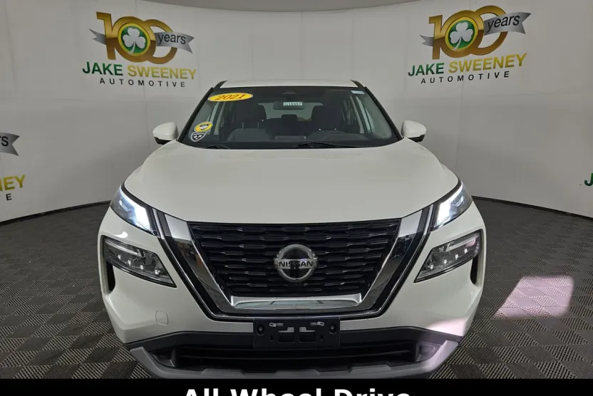 2021 Nissan Rogue SV photo 1