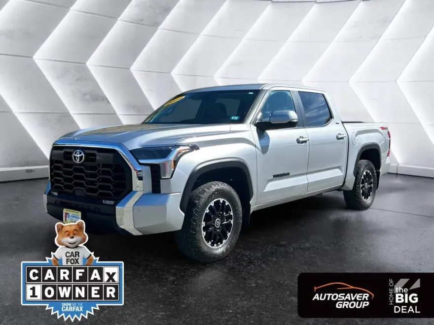 2024 Toyota Tundra SR5 photo 1