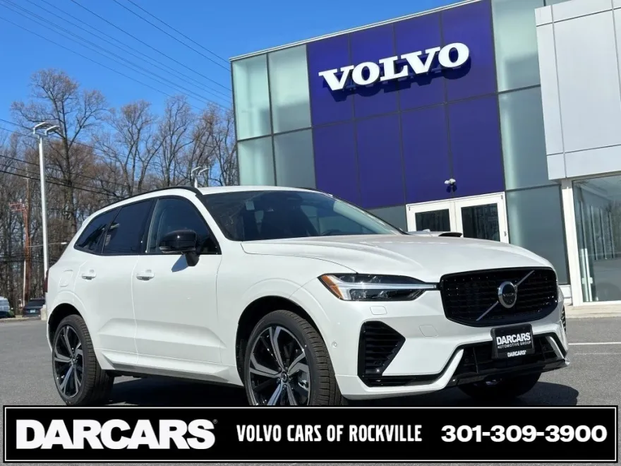 2025 Volvo XC60 T8 photo 1