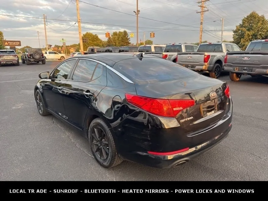 2013 Kia Optima LX photo 1
