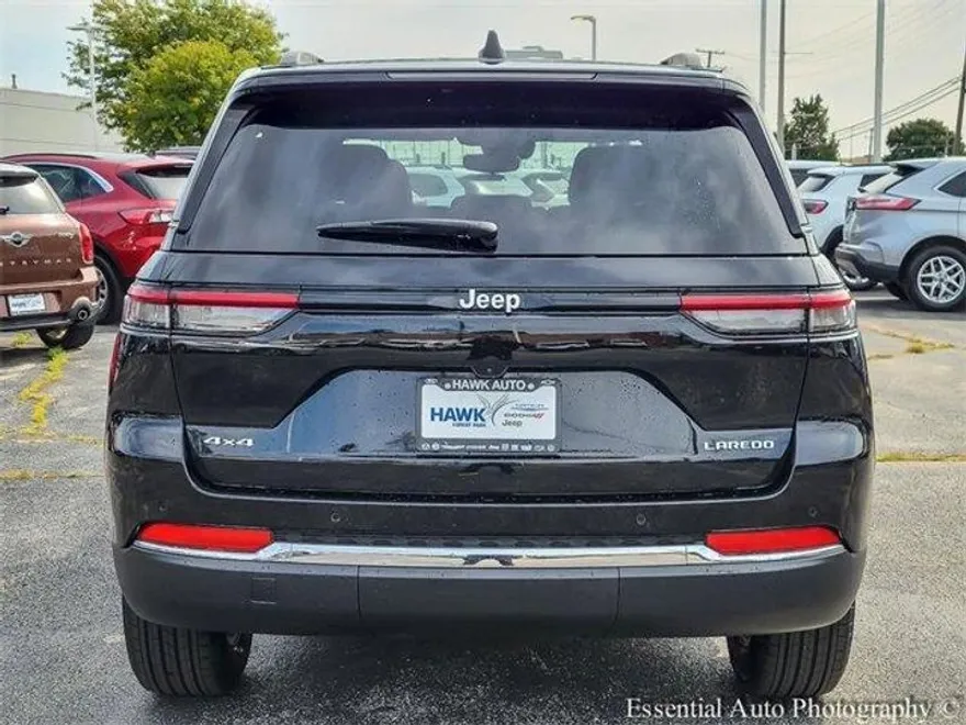 2024 Jeep Grand Cherokee Laredo X photo 1